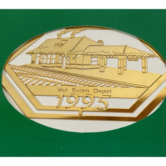 Van Buren Depot 1995 Gold Tone Train Station Ornament Collectible Rare Vintage - Picture 1 of 9